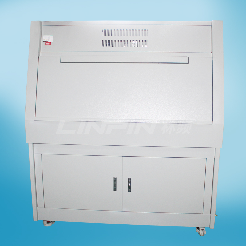 紫外老化試驗(yàn)箱